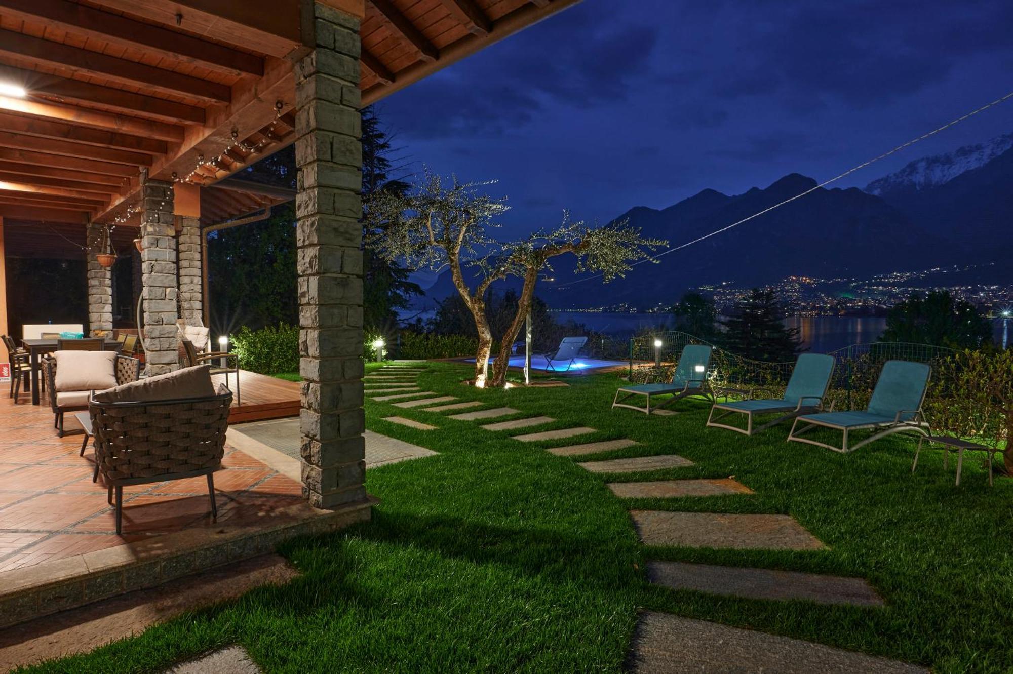 Villa Vittoria With Private Heated Pool & Shared Sauna - Bellagio Village Residence Oliveto Lario Eksteriør billede